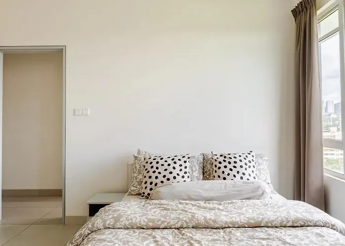 Suasana Residensi Damai
