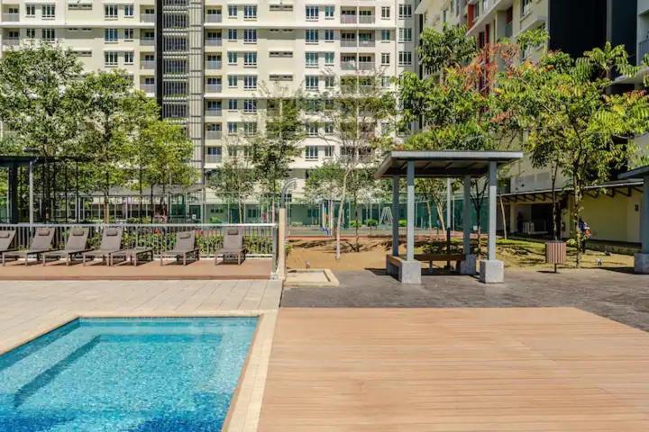 Suasana Residensi Damai